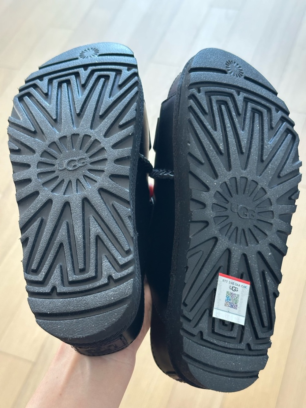 UGG Goldenstar Hi Slide Leather Platform Sandals - Picture 7 of 9